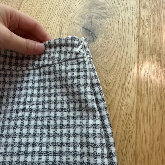 ARITZIA WILFRED KICK FLARE PANT IN GINGHAM BLACK AND WHITE Size 0 - Picture 12 of 13
